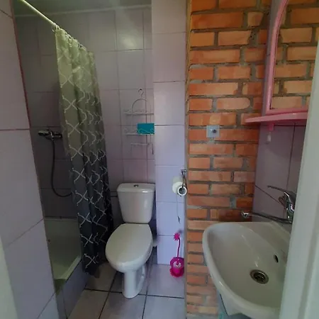 Zielony Domek Homestay *